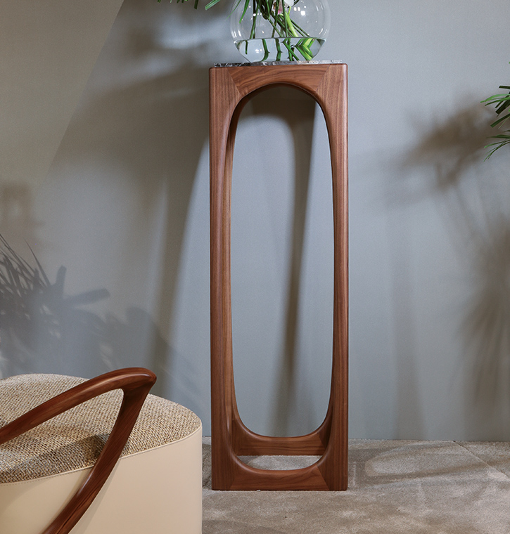 Bellotti Ezio - FIDA - Pedestal-table in solid canaletto wood, marble top arabescato orobico