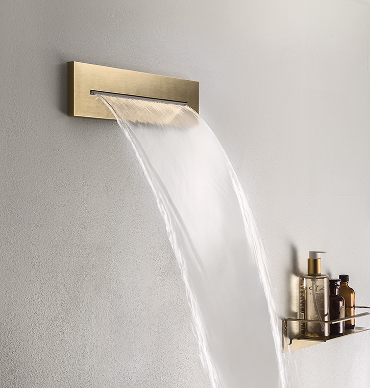 XL Waterfall