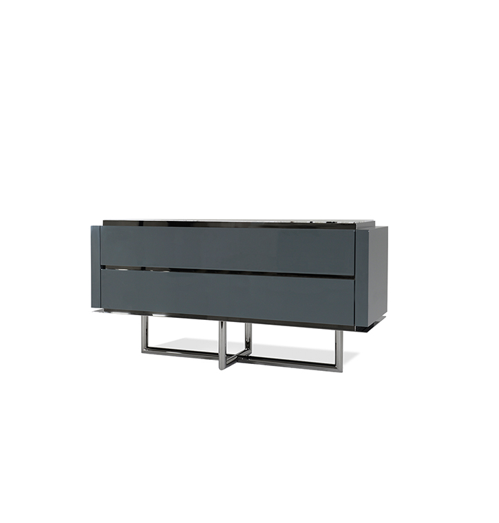 Hessentia | Cornelio Cappellini- Grant chest