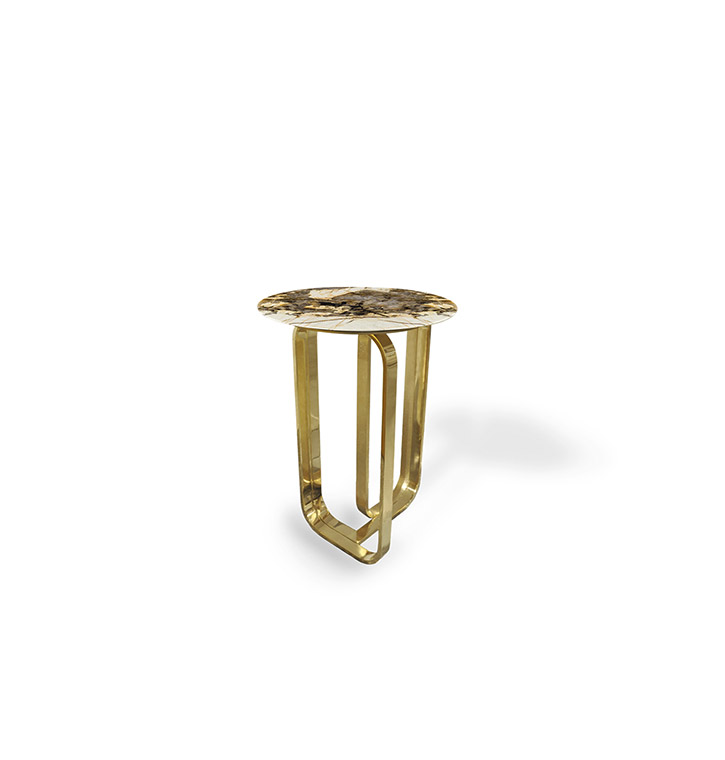 Hessentia | Cornelio Cappellini- Nova tavolino