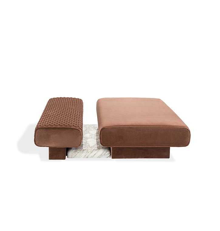 Hessentia | Cornelio Cappellini- Hug pouf