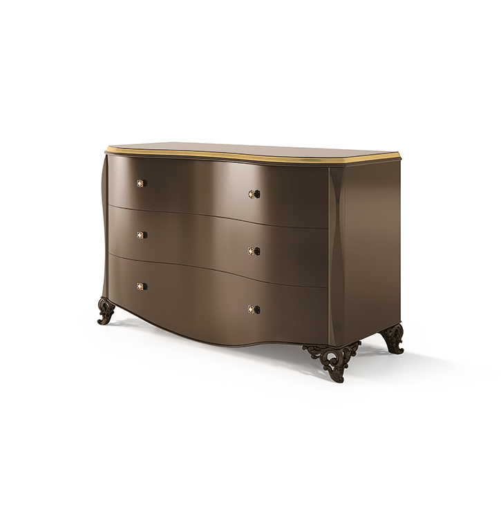 Chest of drawers