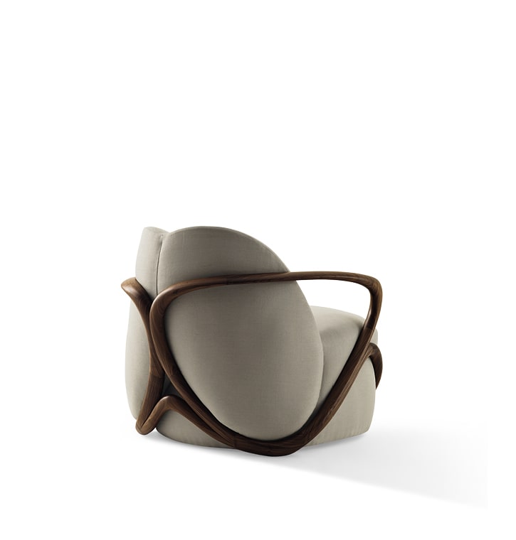 Giorgetti - hug