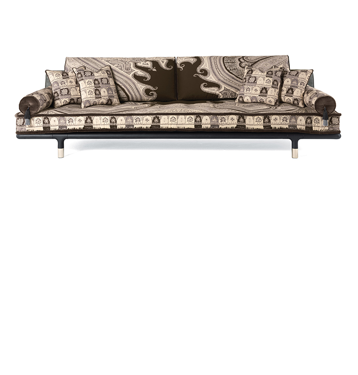 ETRO Home Interiors - Woodstock Mountain sofa