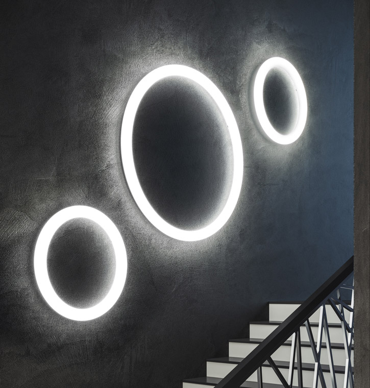 Giotto wall lamp by Roberto Paoli