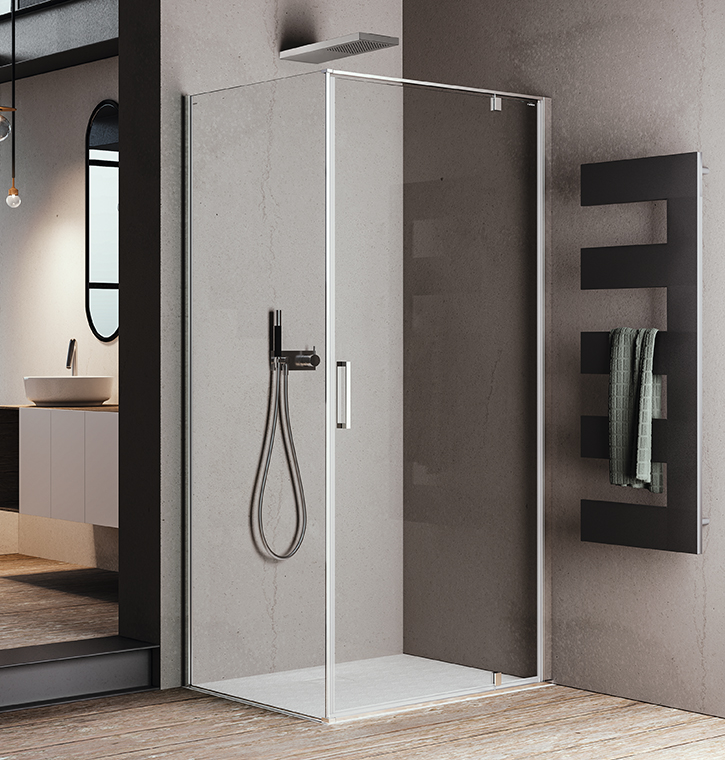 Cabina doccia ad angolo con porta pivot