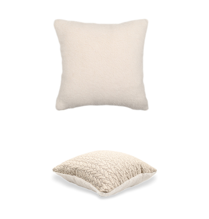 3129 | NATURAL FIBER Cushions Collection