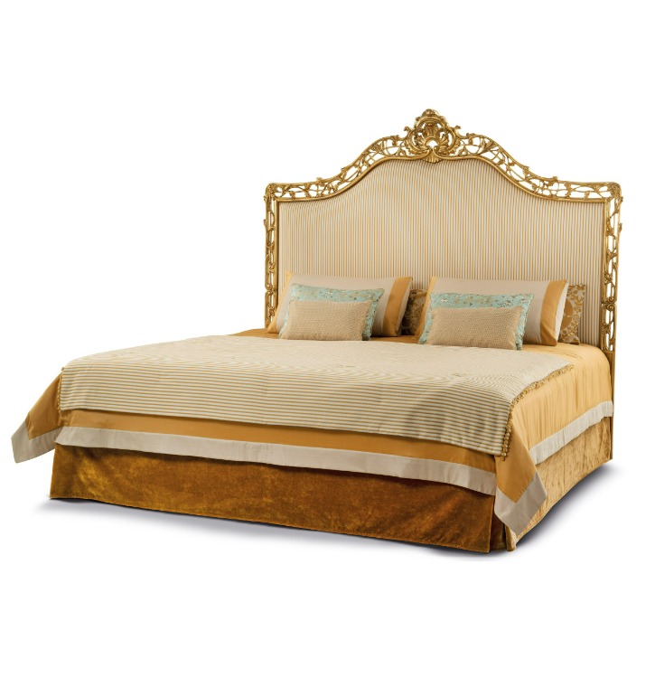 Bed with carved headboard - Cromie Collection vol. I