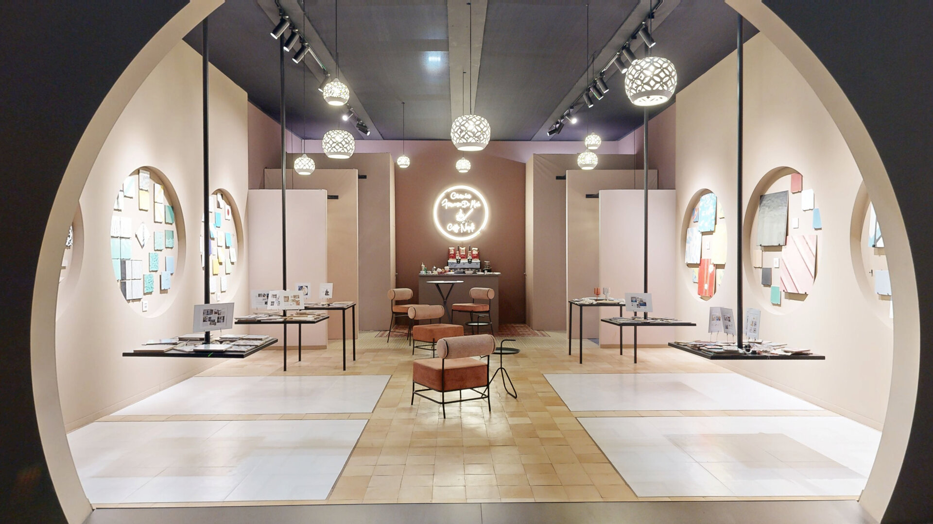 stand Ceramica De Maio Francesco