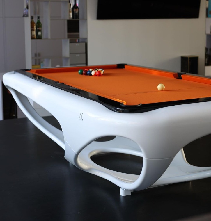 Whitelight white orange cloth