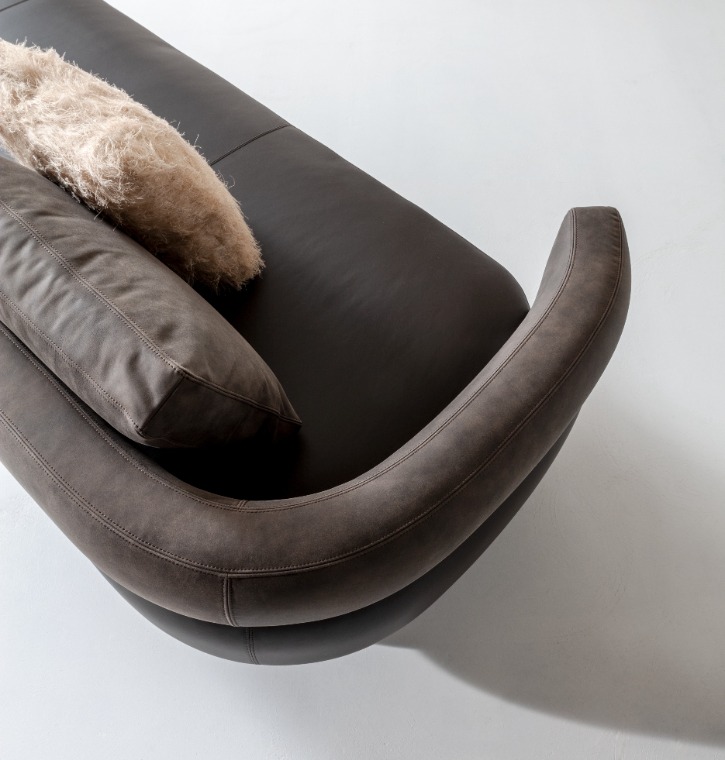 Duetto sofa by Laurameroni
