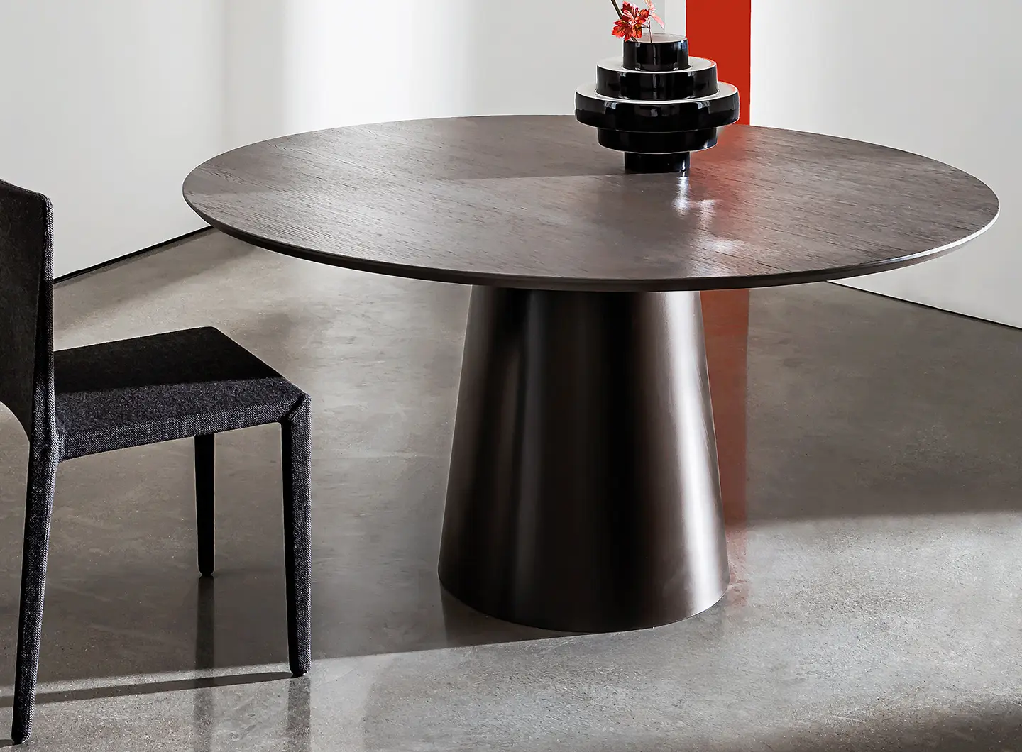 SOVET ITALIA Totem wood table