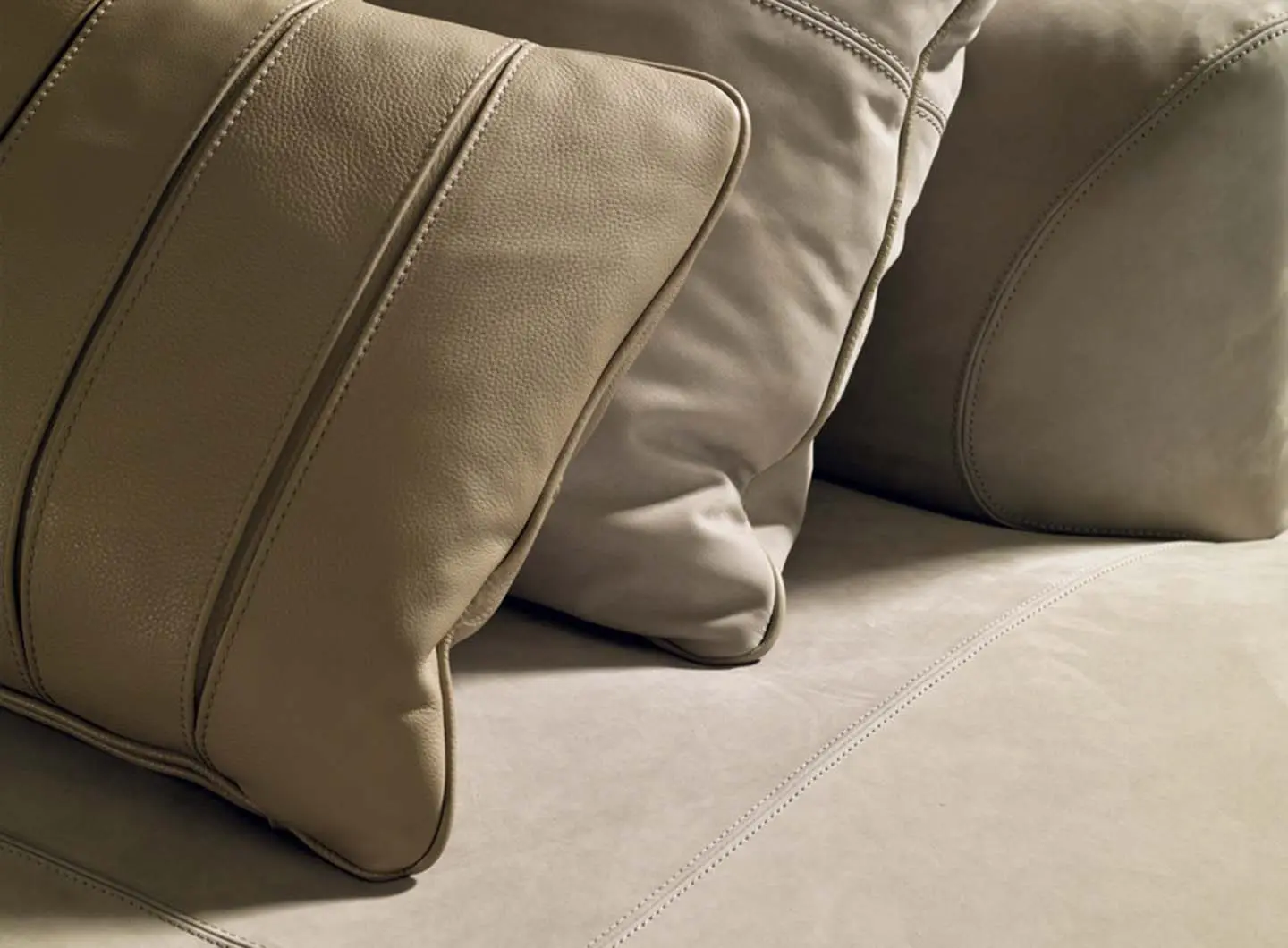 LONGHI | Fold sofa