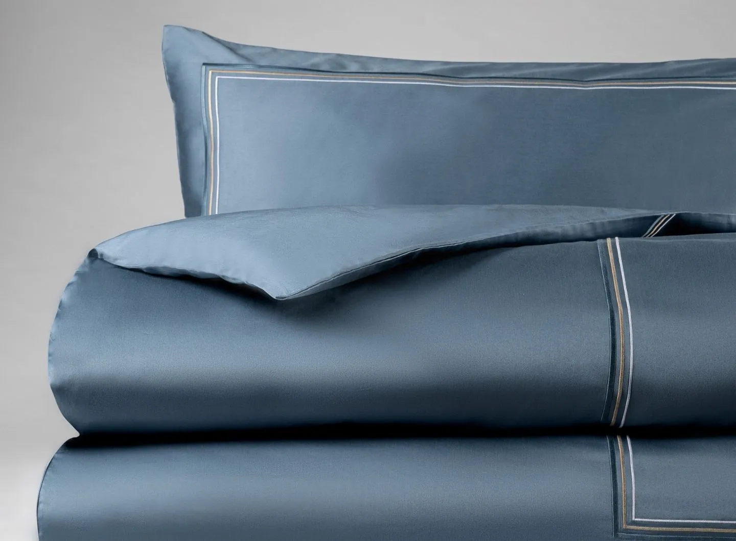 ICON Bed Linens Set - Petrol Blue 