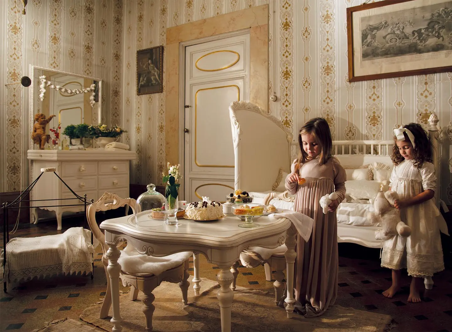3324 Kid's table