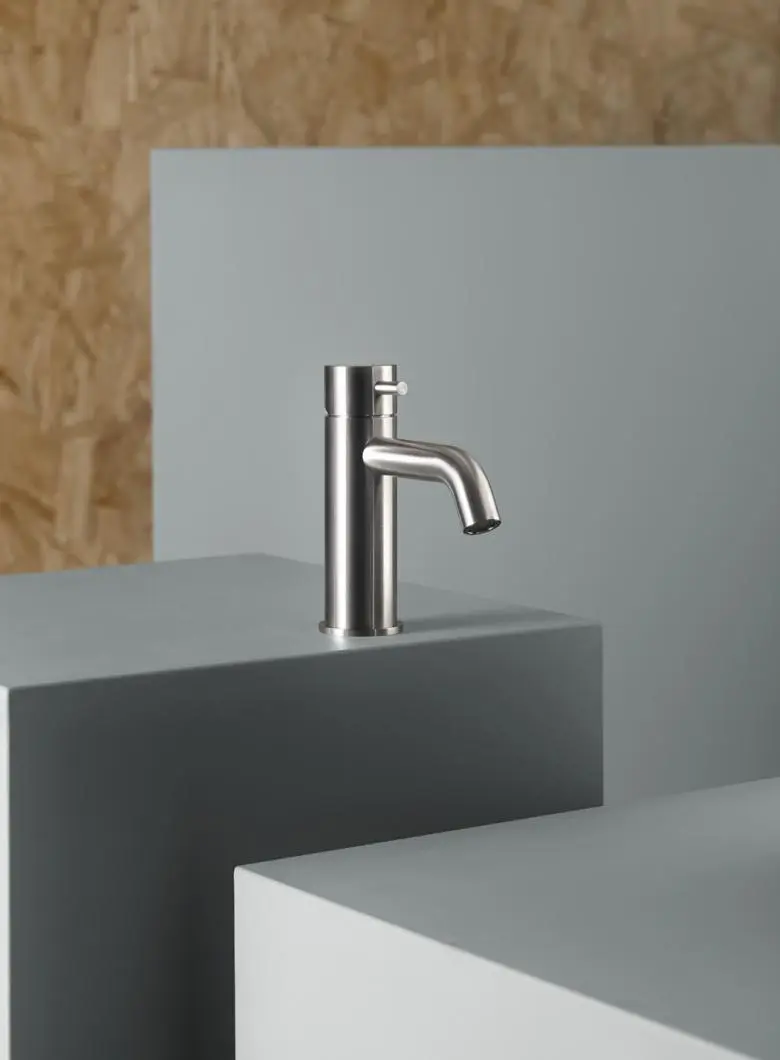 12 01 source wash basin