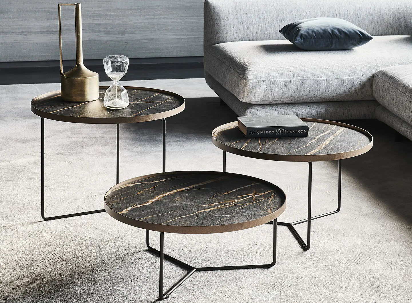 Billy Keramik coffee tables