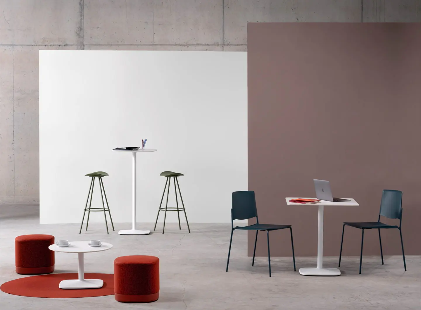 Enea - Iron table