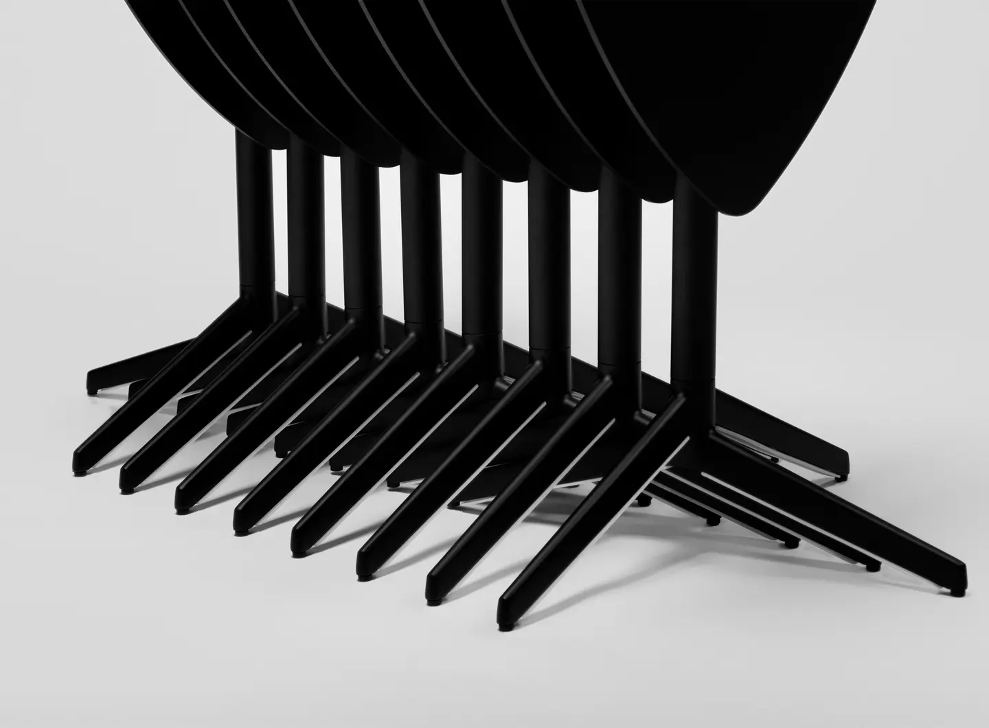 Enea - Pile table