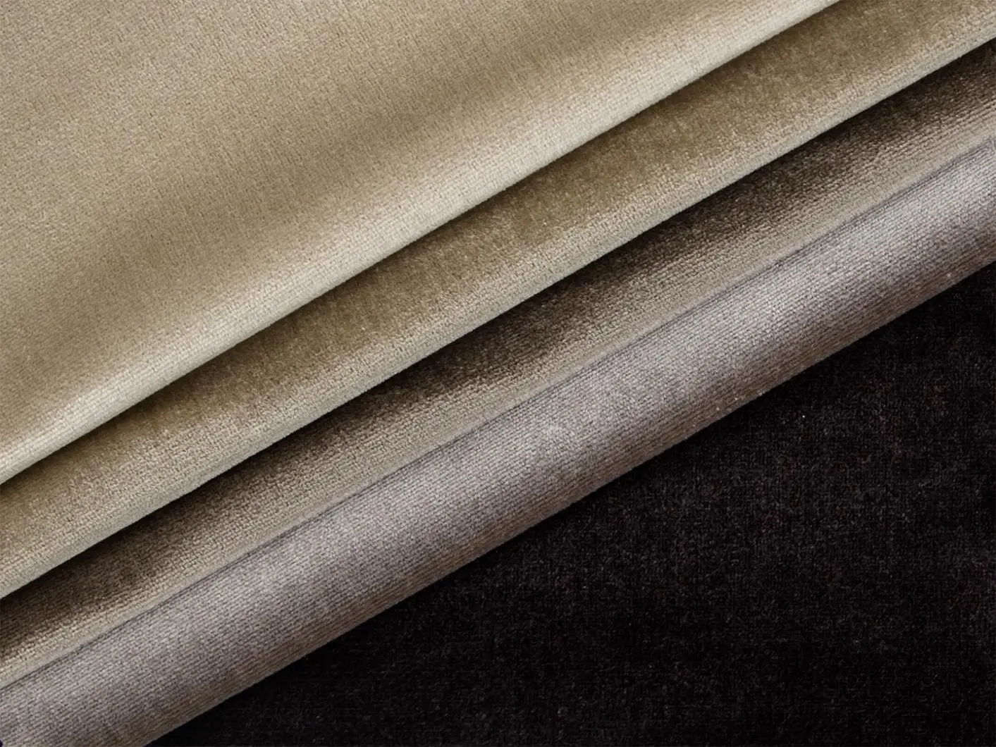 VELLUTO DI SETA Silk Velvet Collection | Salone del Mobile