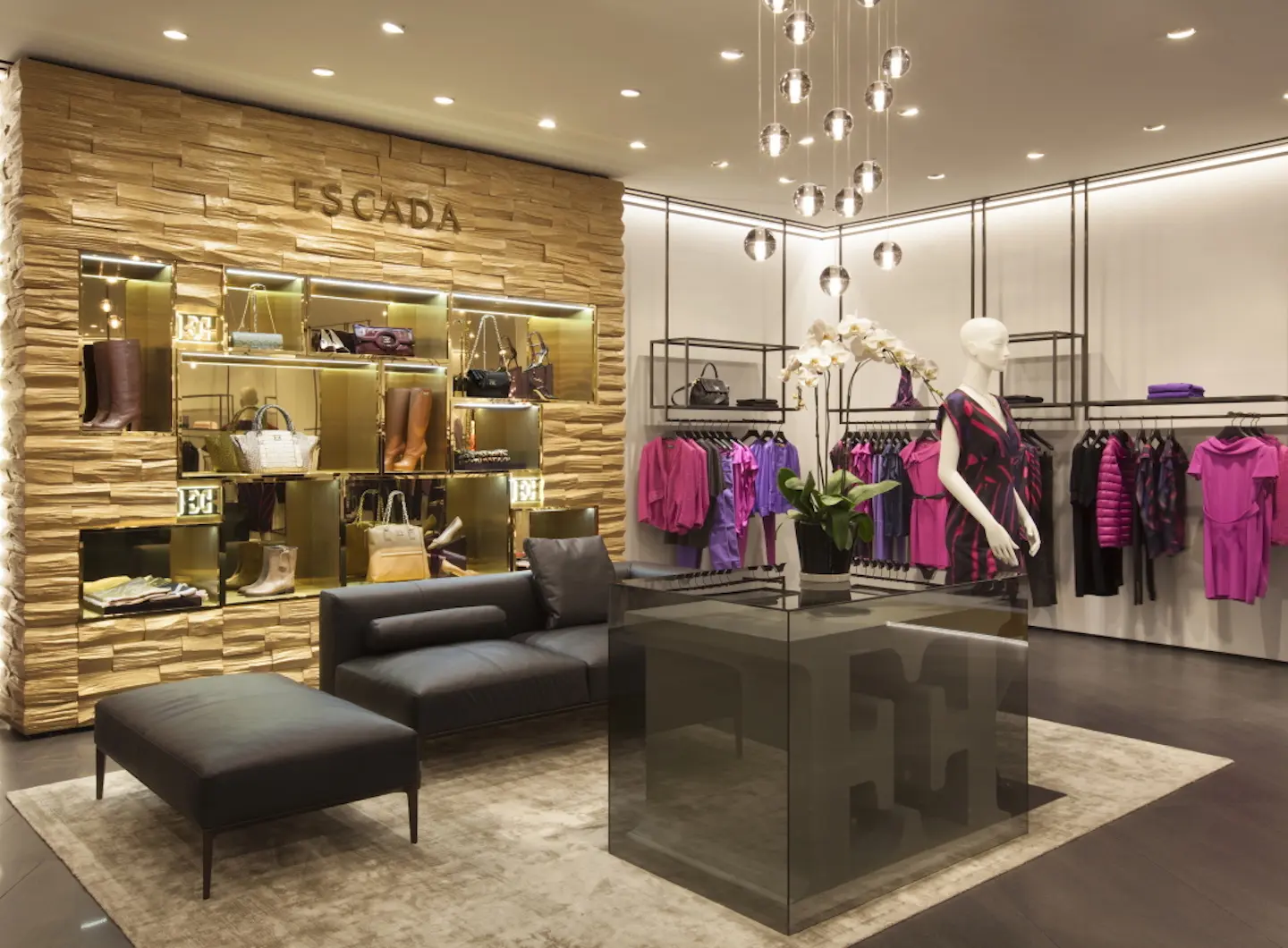 Escada Stores nel mondo_kymo_best projects