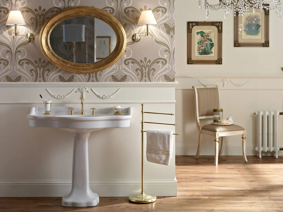 Sbordoni 1910 - Palladio console basin with ceramic pedestal.