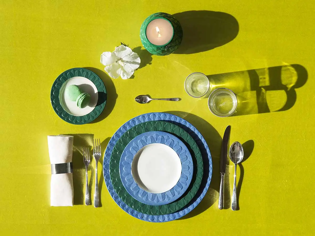 PEACOCK BALI TABLE SET
