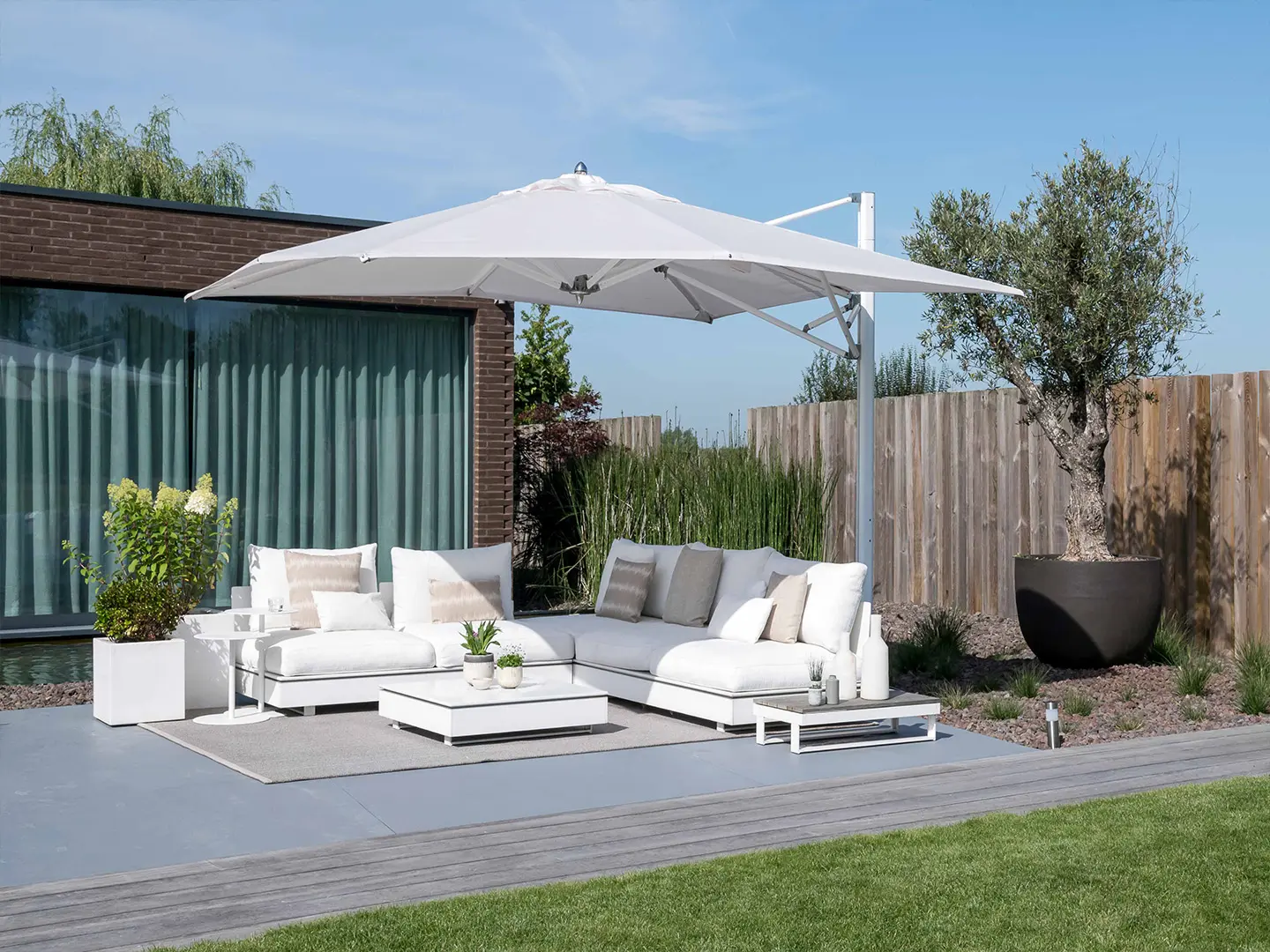 Ocean Master MAX Single Cantilever