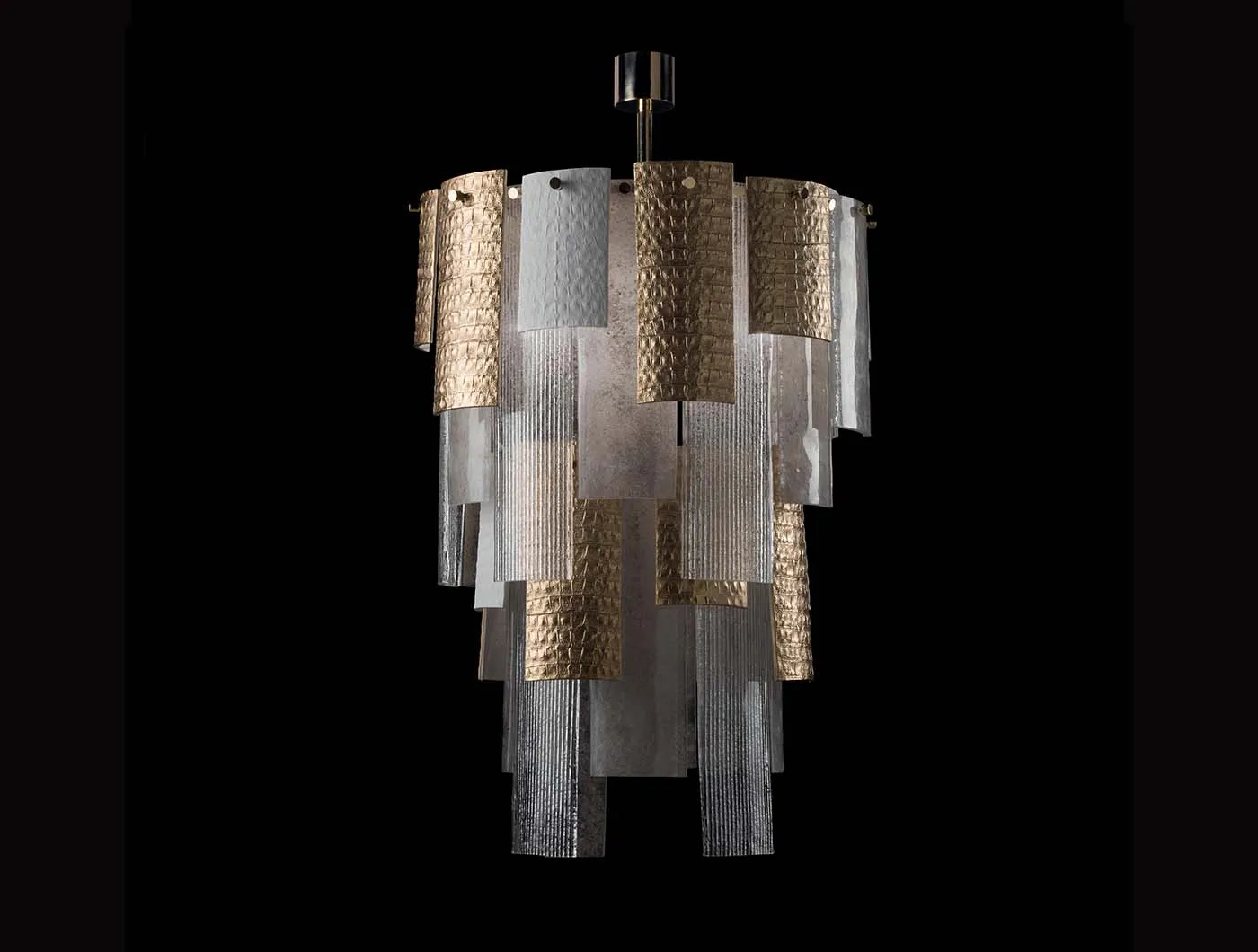 SMALL THE WALL CHANDELIER 