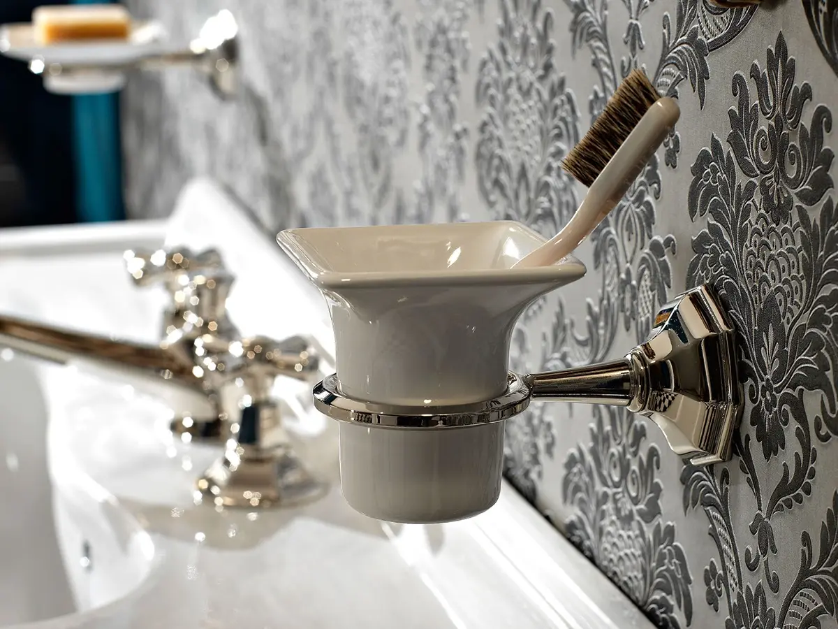 Sbordoni 1910 - Dèco wall mounted tumbler.
