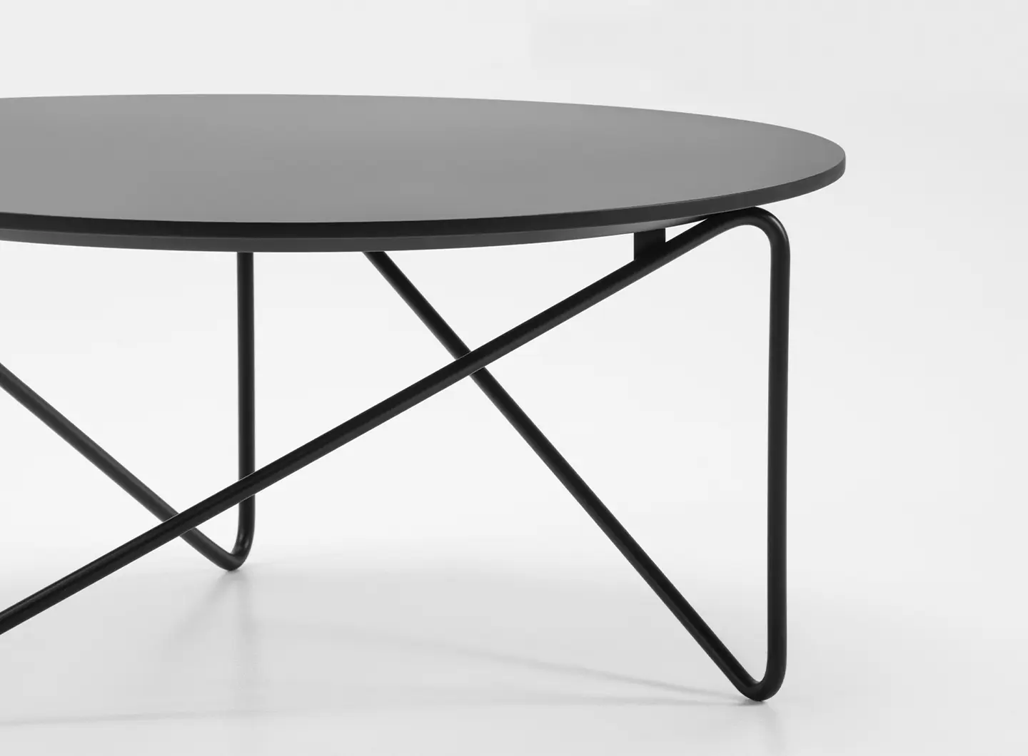 Prostoria - Polygon low table