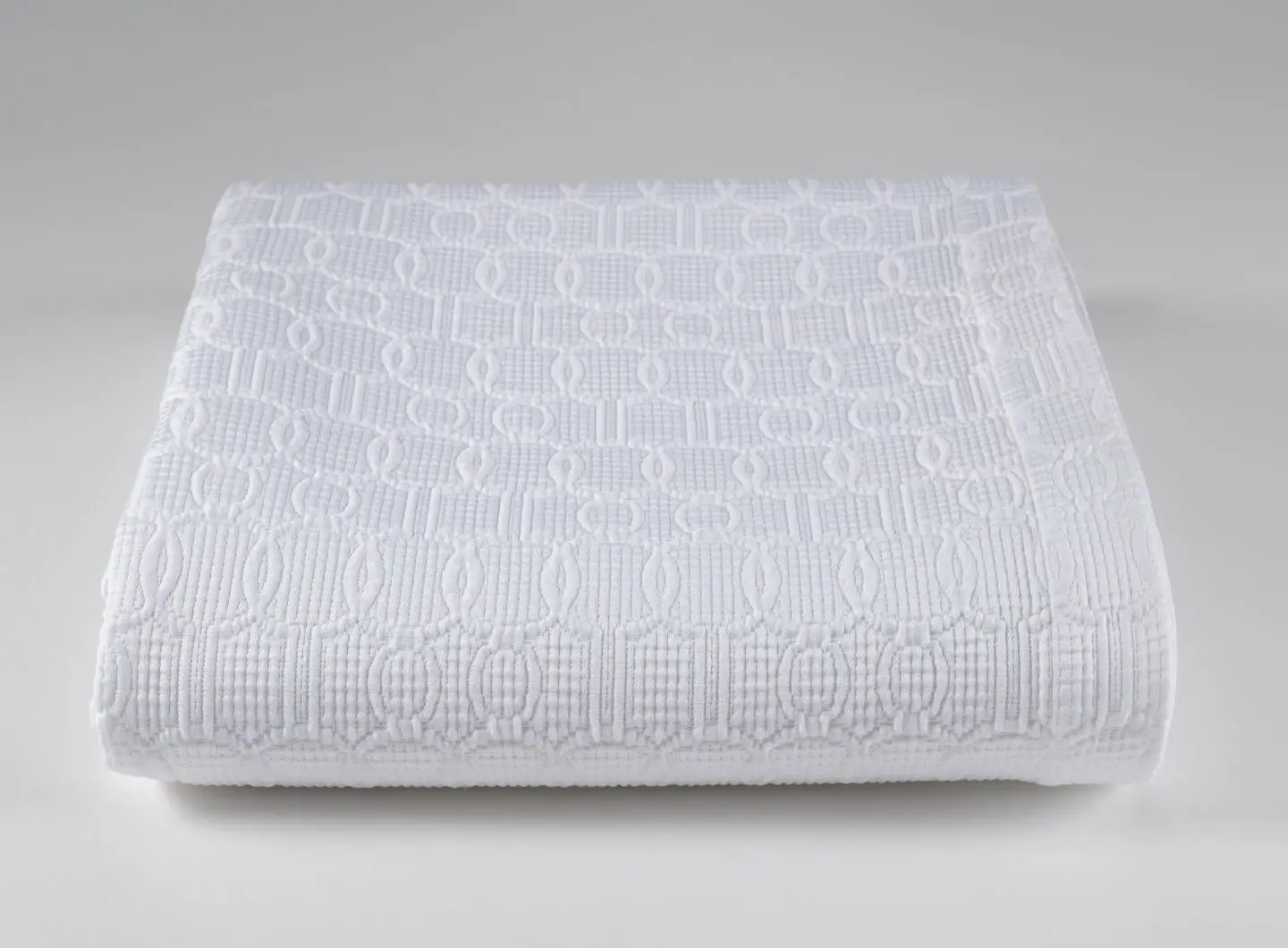 SHANGRI-LA JACQUARD PIQUE Bedcover 