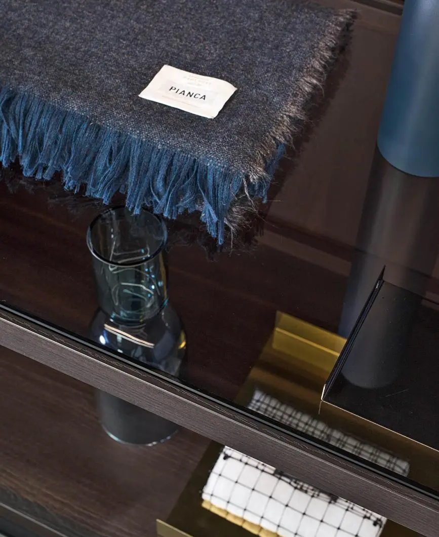 detail of internal wardrobe pianca