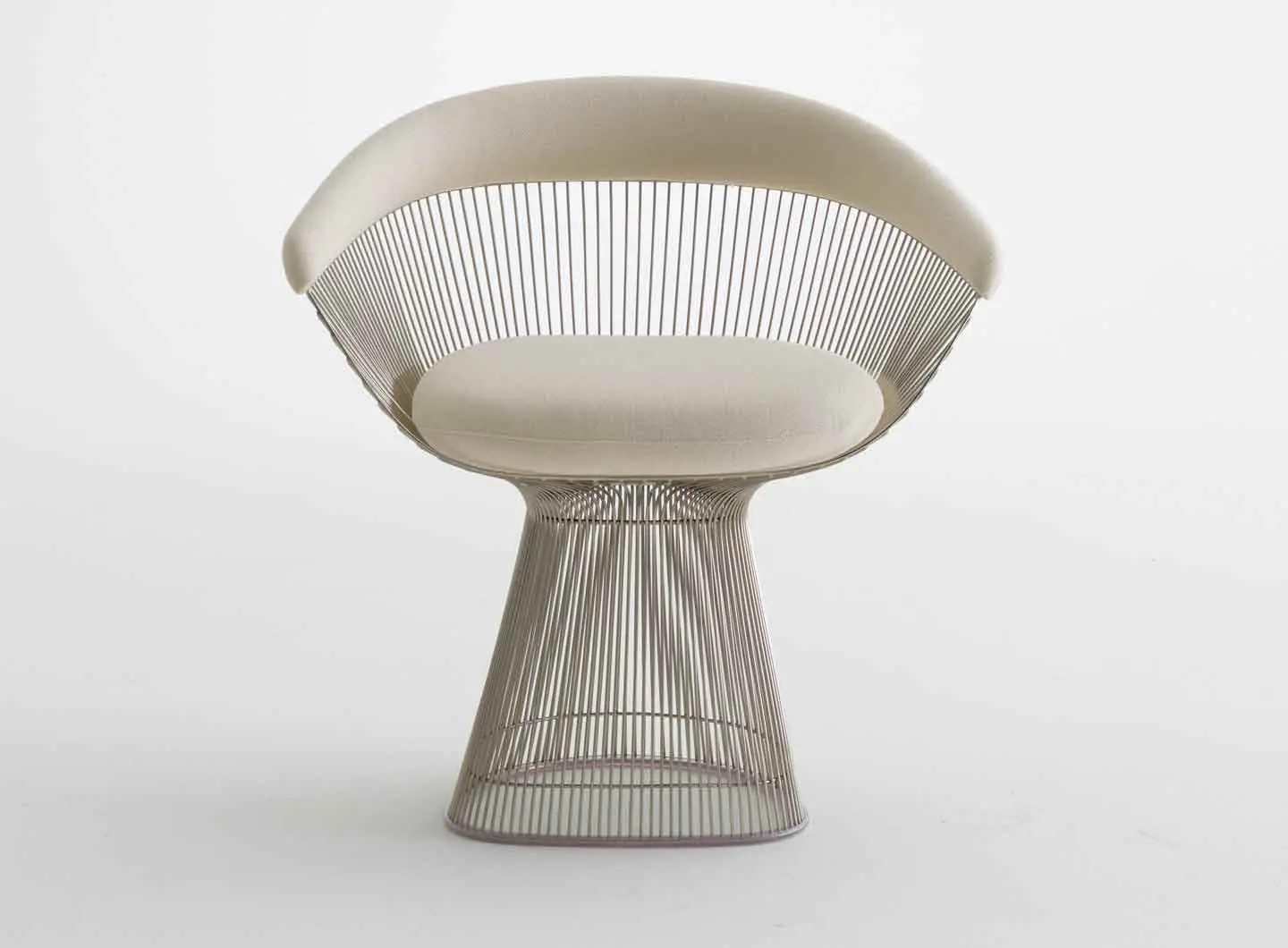 Platner Side Chair designed by Warren Platner, Ph. Courtesy of Knoll