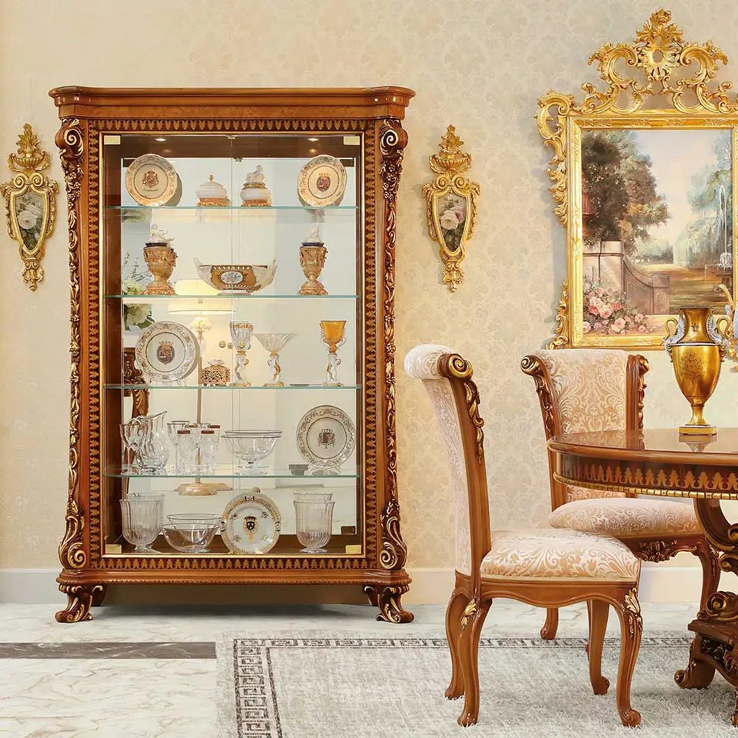 Classic furniture by Modenese