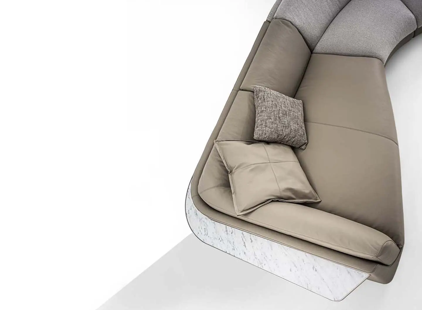 LONGHI | BRAVERY sofa