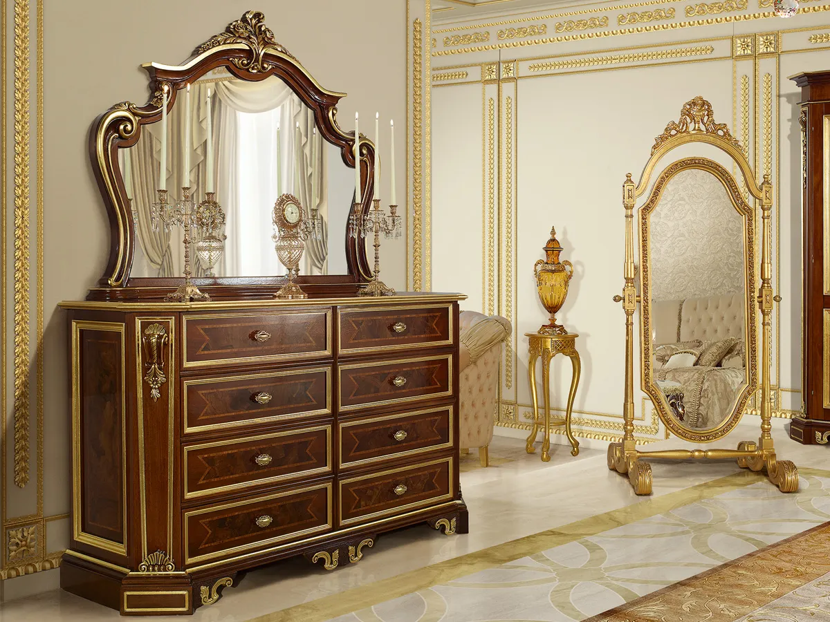 Classic furniture by Modenese