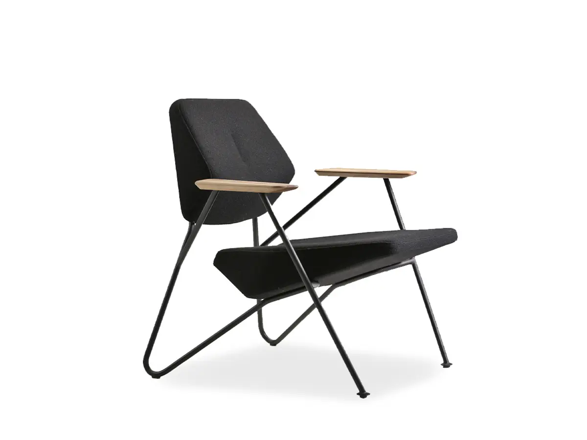 Polygon easy chair