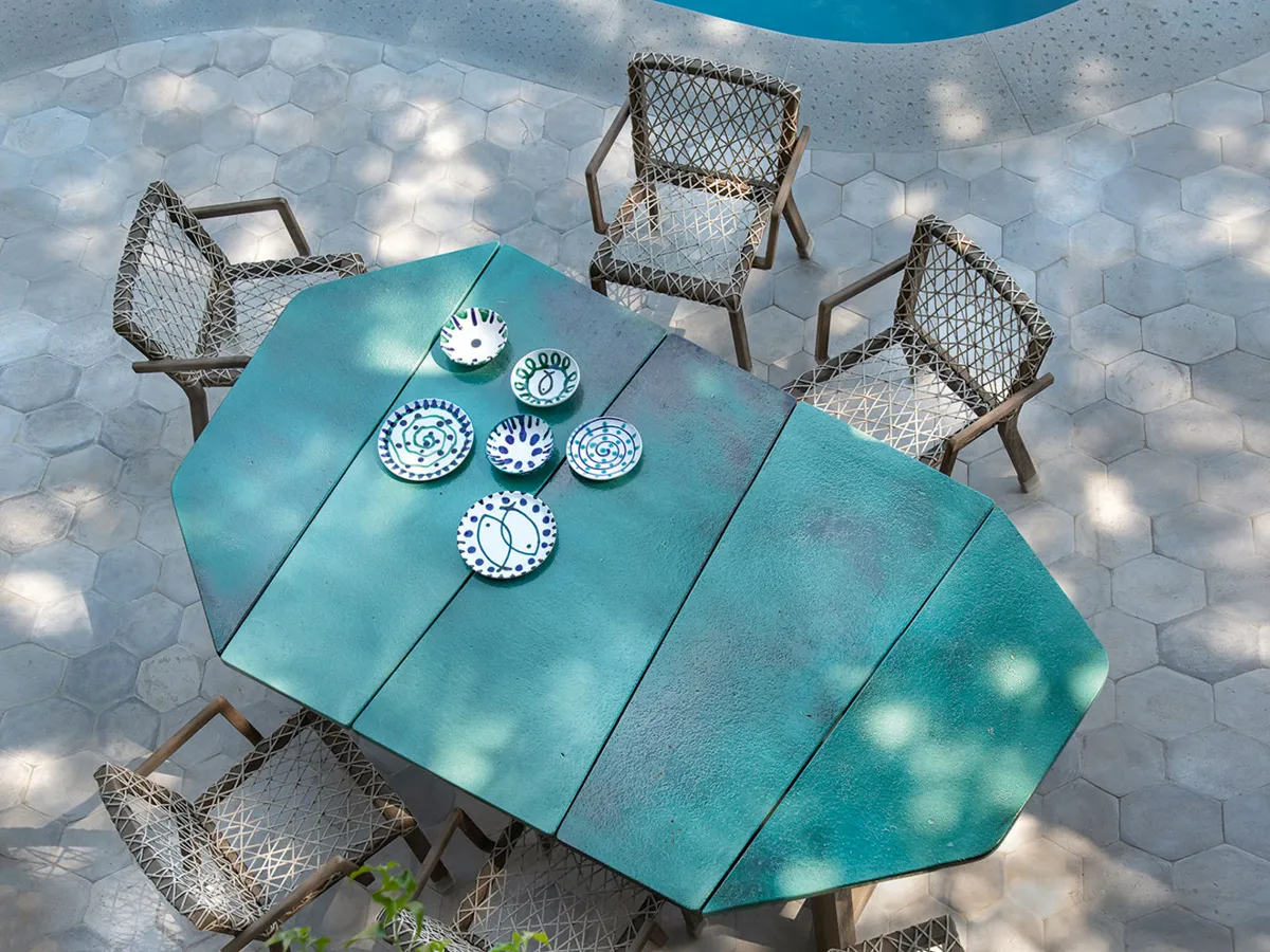 Rafael dining set, design by Paola Navone