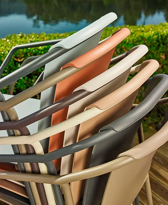  ROD chairs to create warm and cosy spaces