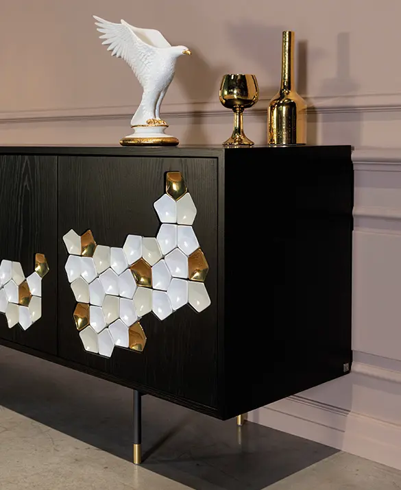 GAUDI SIDEBOARD