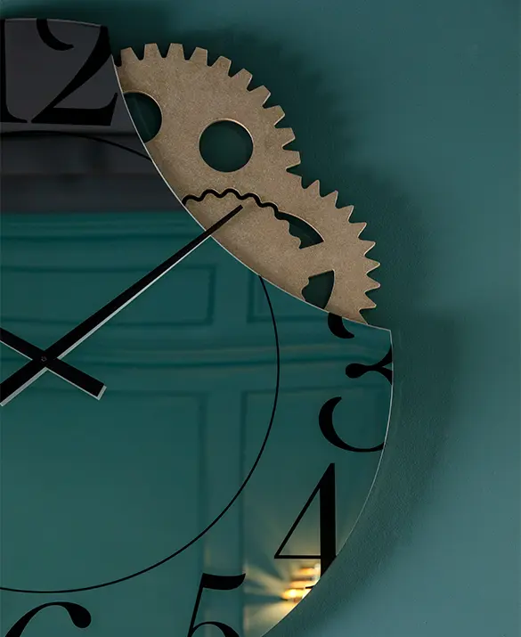 MENPHIS CLOCK