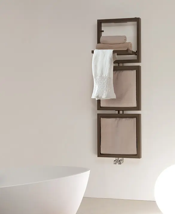 Scaldasalviette idraulico Tris design_Peter Jamieson