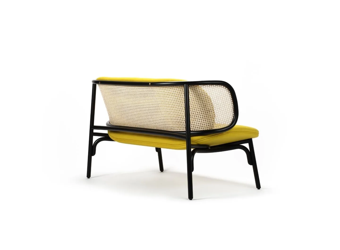 Suzenne sofa design by Chiara Andreatti