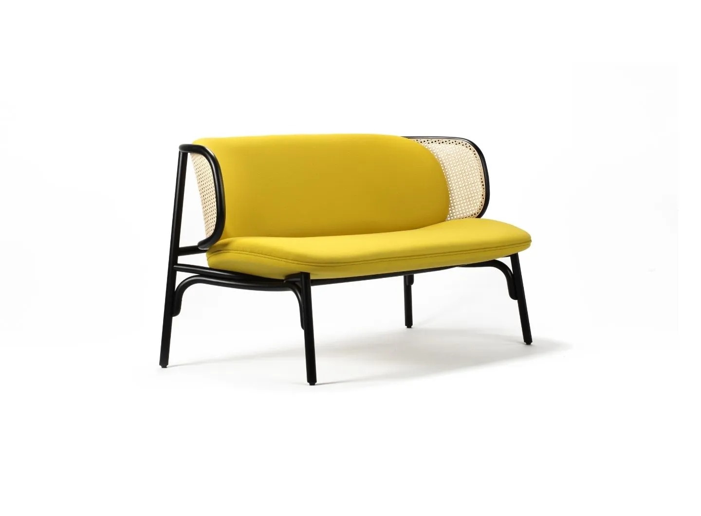 Suzenne sofa design by Chiara Andreatti