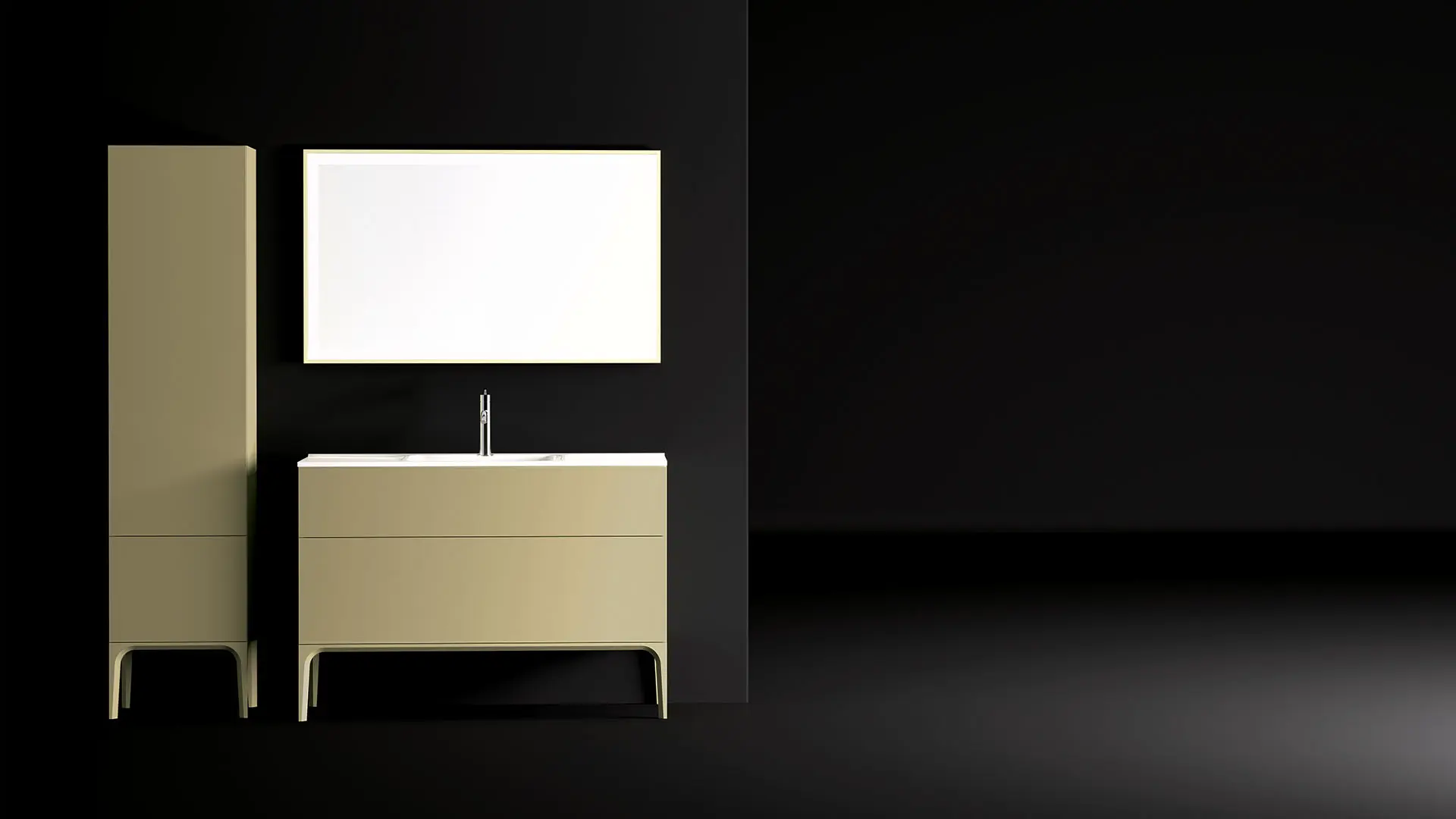 MADIA Lacquered Glossy green