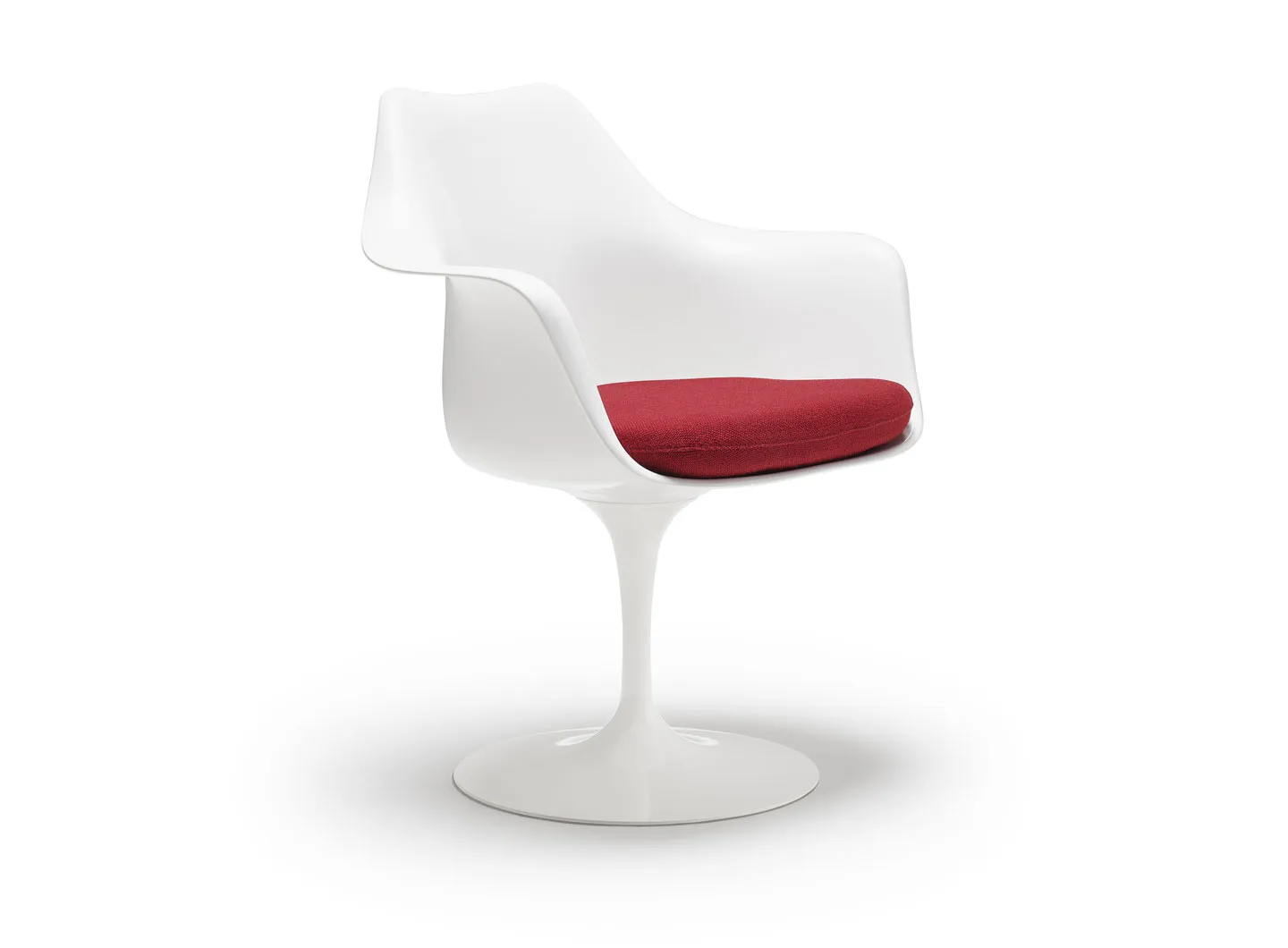 Tulip Chair designed by Eero Saarinen, Ph. Federico Cedrone
