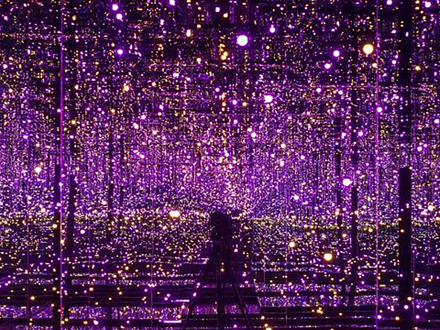 foto 2- yayoi-kusama-infinity-mirror-rooms-at-tate-modern