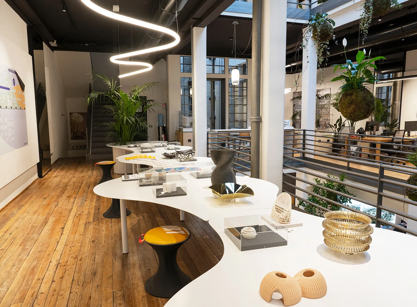 Studio Mario Cucinella Architects, tavolo per Officine Tamborrino, ph. Giacomo Fausti
