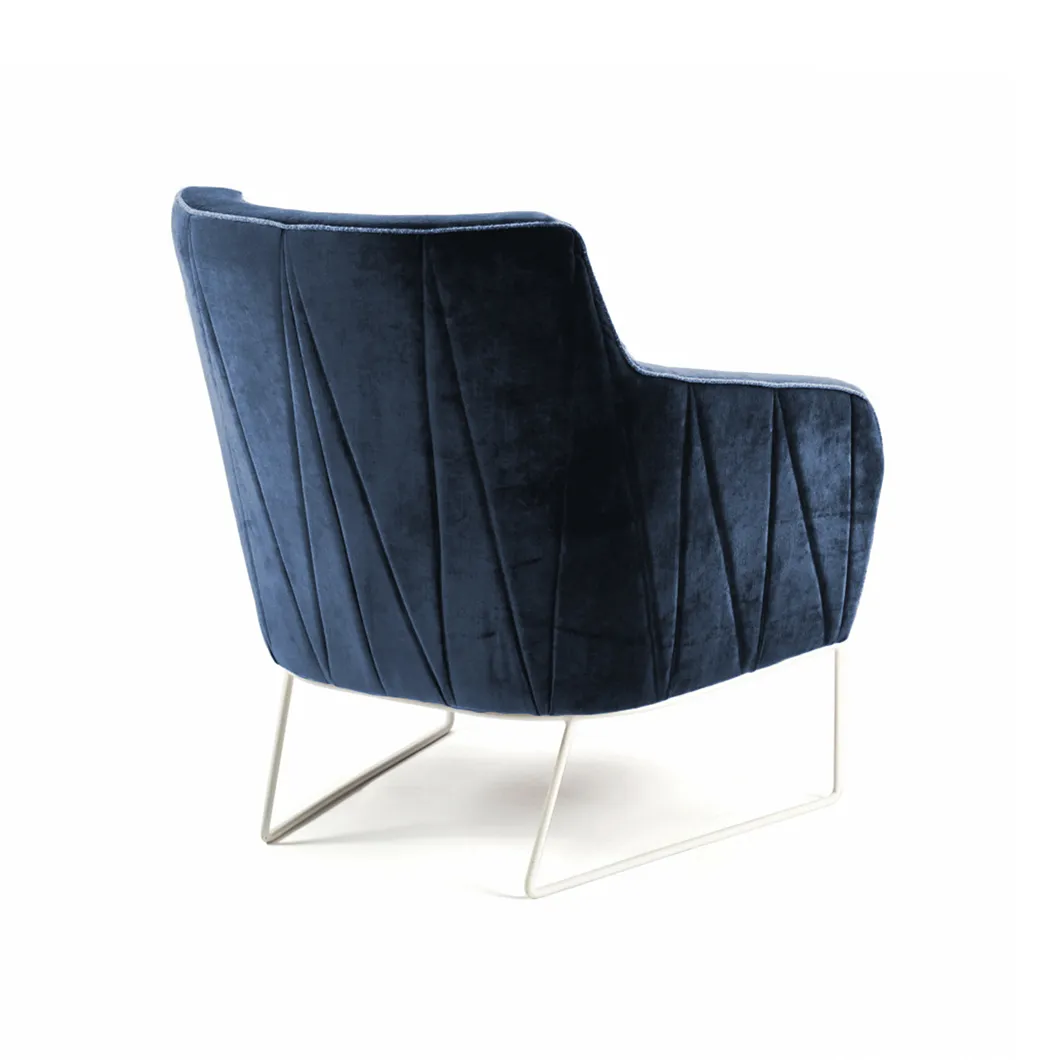 CROIX armchair - Mambo Unlimited Ideas